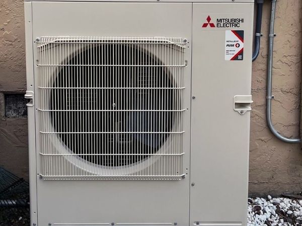 Máy Lạnh Công Nghiệp Mitsubishi 